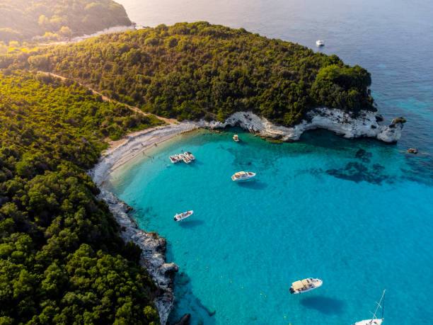 Combining Your Wedding Abroad With Your Honeymoon